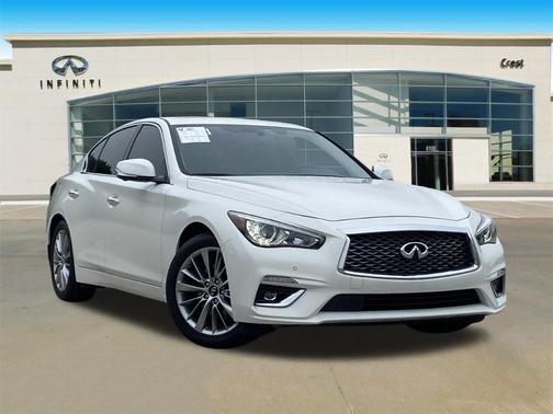2024 INFINITI Q50 LUXE