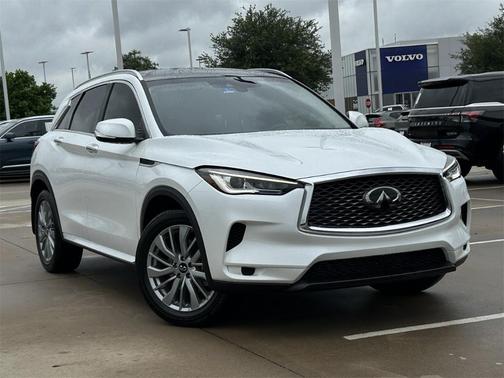 2024 INFINITI QX50 Luxe