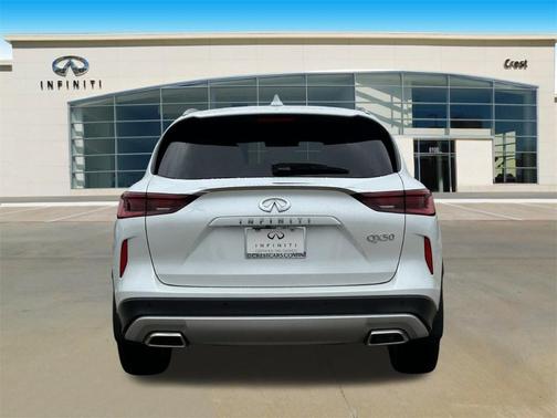 2024 INFINITI QX50 Luxe