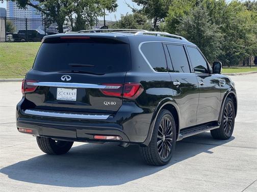 2022 INFINITI QX80 SENSORY
