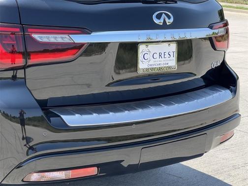 2022 INFINITI QX80 SENSORY