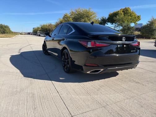 2023 Lexus ES 350 F Sport
