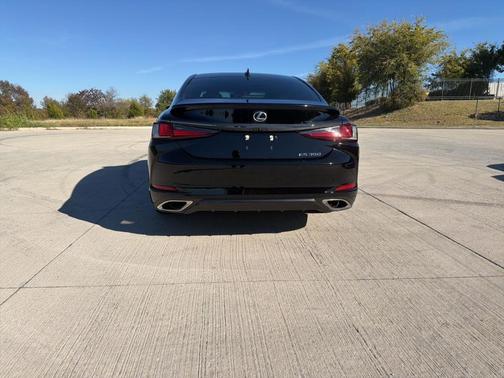 2023 Lexus ES 350 F Sport