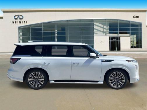 2025 INFINITI QX80 Luxe