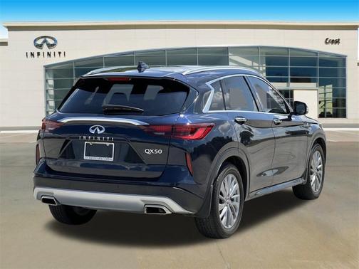 2024 INFINITI QX50 Luxe