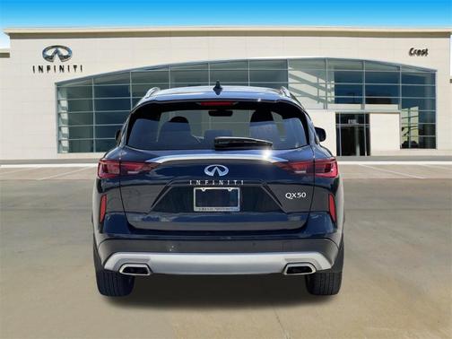 2024 INFINITI QX50 Luxe