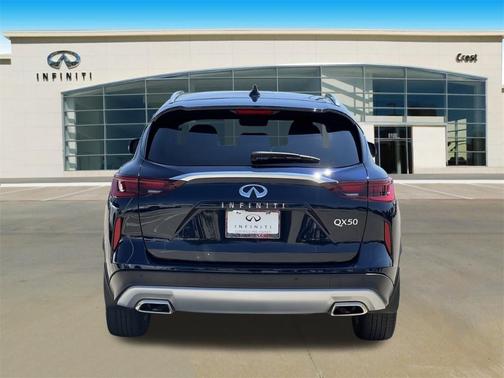 2024 INFINITI QX50 Luxe