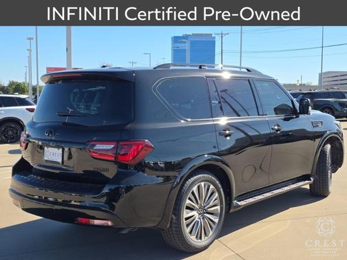 2023 INFINITI QX80 Luxe
