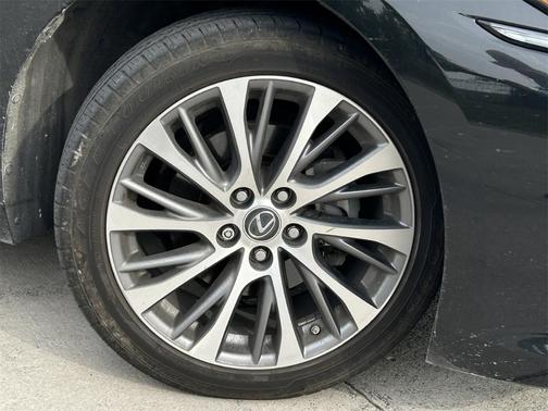 2020 Lexus ES 350 Base