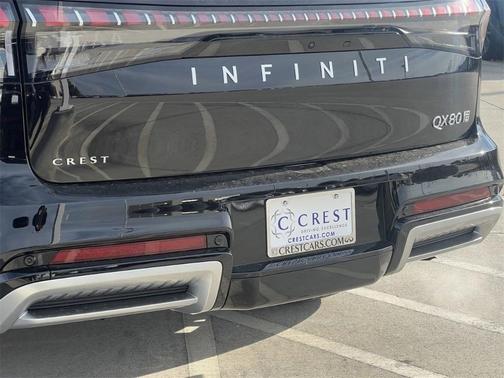 2025 INFINITI QX80 PURE