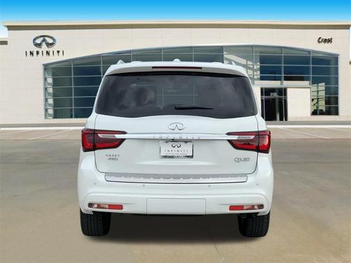2023 INFINITI QX80 SENSORY