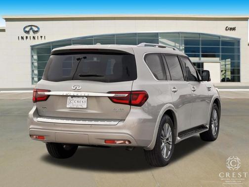 2023 INFINITI QX80 Luxe