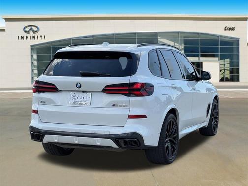 2024 BMW X5 M60i