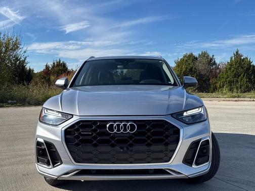2022 Audi Q5 45 S line quattro Premium