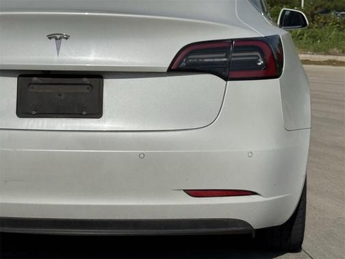 2020 Tesla Model 3 Standard Range