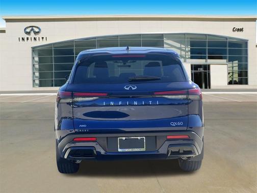 2025 INFINITI QX60 Pure