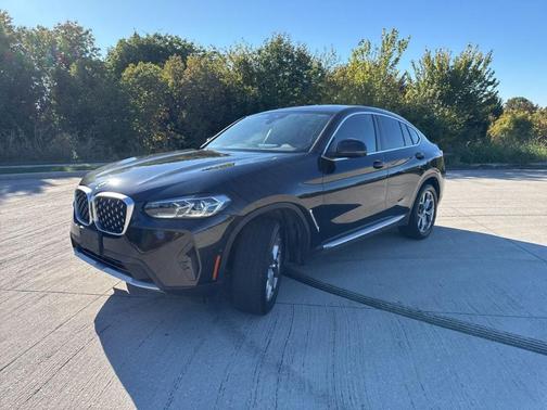 2024 BMW X4 xDrive30i