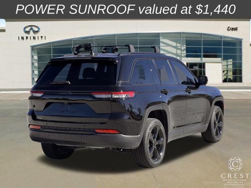 2023 Jeep Grand Cherokee Laredo