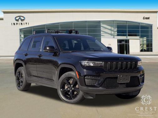 2023 Jeep Grand Cherokee Laredo