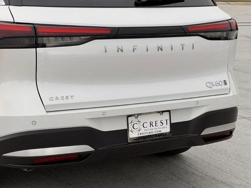 Radiant White 2027 INFINITI QX60 Luxe