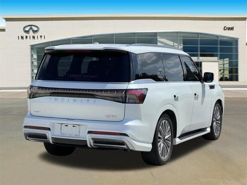 2025 INFINITI QX80 Luxe