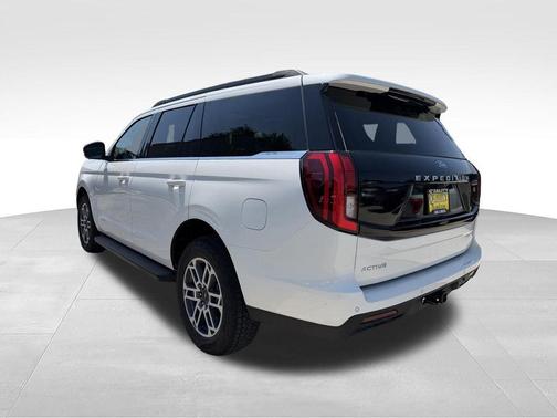 White Metallic 2026 Ford Expedition Active