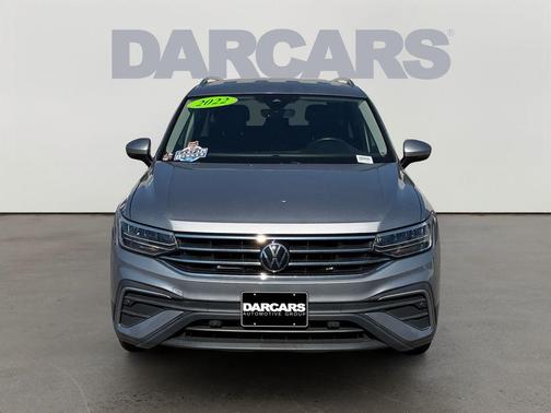 Pyrite Silver Metallic 2022 Volkswagen Tiguan 2.0T SE 4MOTION