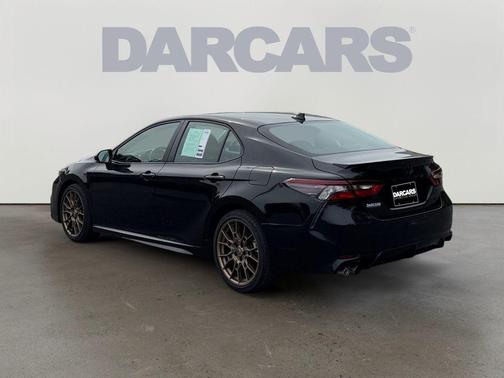 2024 Toyota Camry Hybrid SE