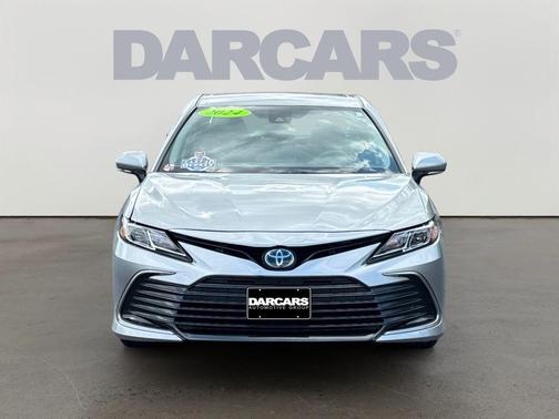 2024 Toyota Camry Hybrid LE