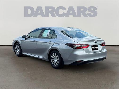 2024 Toyota Camry Hybrid LE