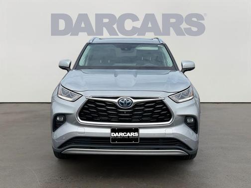 Celestial Silver Metallic 2023 Toyota Highlander Hybrid Platinum