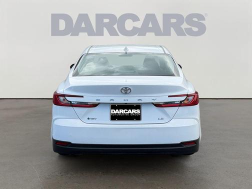 Ice 2025 Toyota Camry LE