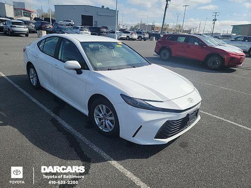 Ice 2025 Toyota Camry LE