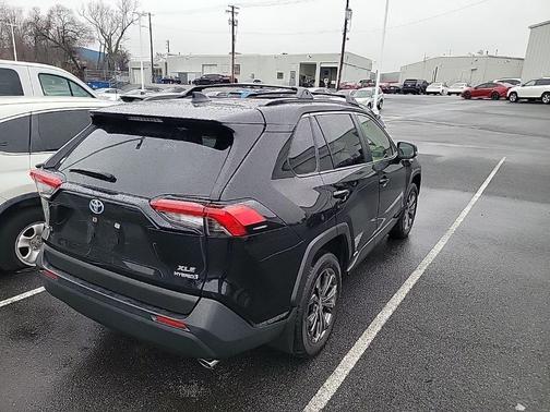 2023 Toyota RAV4 Hybrid XLE Premium