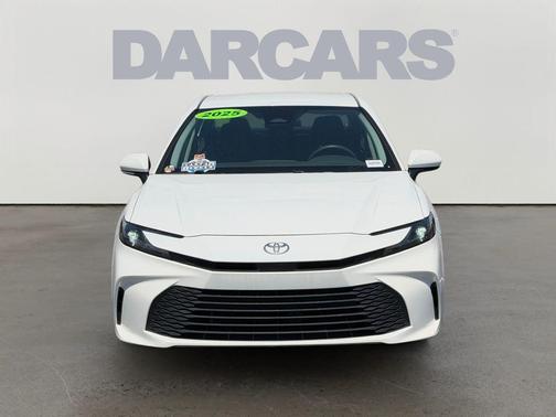 Ice 2025 Toyota Camry LE