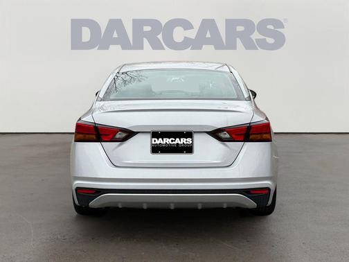 2022 Nissan Altima S FWD