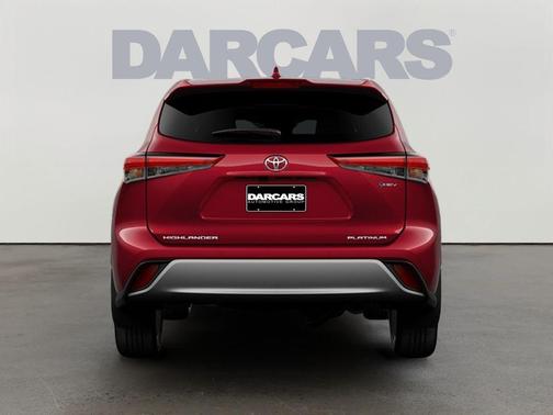 2025 Toyota Highlander Hybrid Platinum