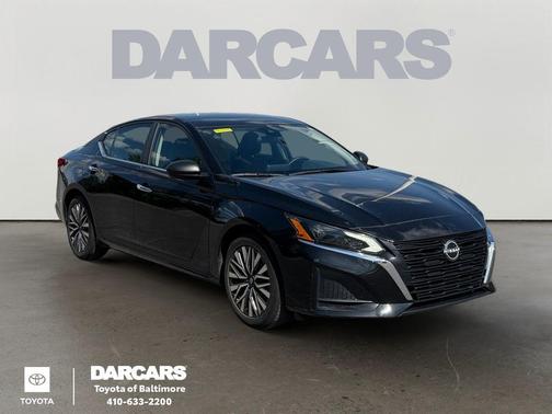 Super Black Clearcoat 2024 Nissan Altima 2.5 SV