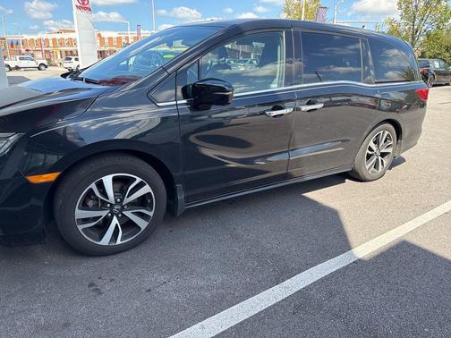 2019 Honda Odyssey Elite