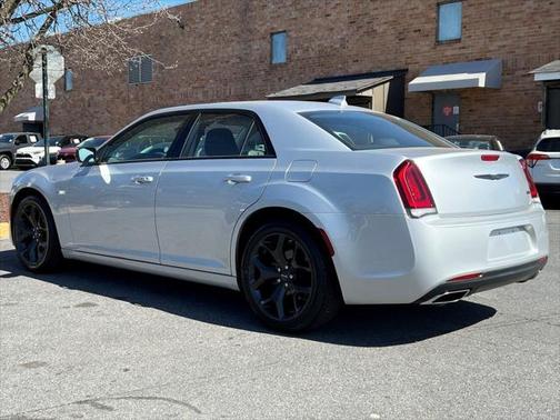 2022 Chrysler 300 Touring