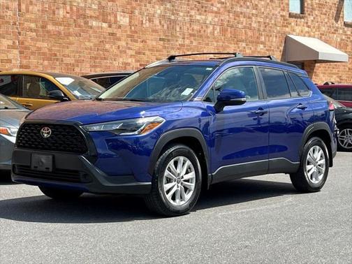 2022 Toyota Corolla Cross LE