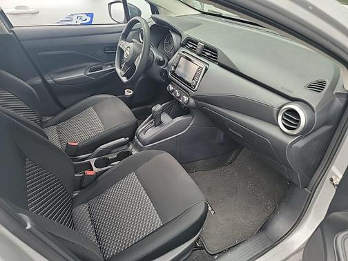 2024 Nissan Versa 1.6 S