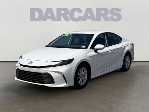 Ice 2025 Toyota Camry LE