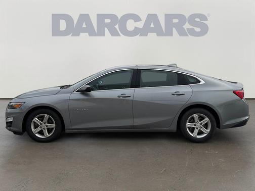 Sterling Gray 2023 Chevrolet Malibu FWD 1LT