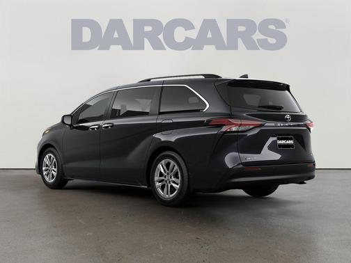2025 Toyota Sienna XLE 7 Passenger