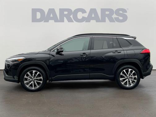 2025 Toyota Corolla Cross XLE