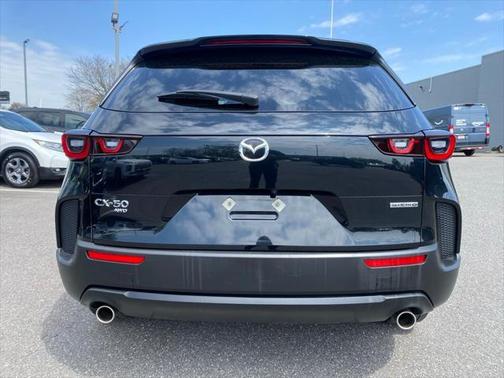 2024 Mazda CX-50 2.5 S Preferred