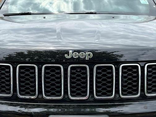 2021 Jeep Grand Cherokee Laredo