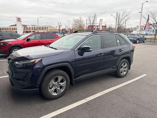 2024 Toyota RAV4 Hybrid XLE