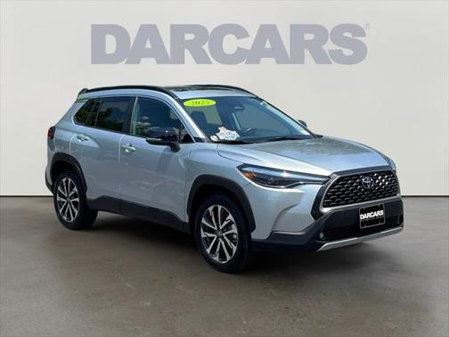 2025 Toyota Corolla Cross XLE